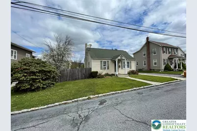 38 W 3rd Street, Wind Gap, PA 18091 - Photo 5