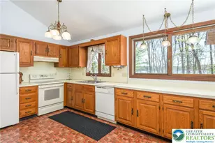 355 Bear Creek Lake Dr, Penn Forrest, PA 18229 - Photo 15