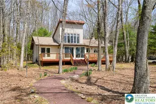 355 Bear Creek Lake Dr, Penn Forrest, PA 18229 - Photo 31