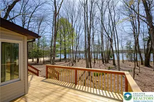 355 Bear Creek Lake Dr, Penn Forrest, PA 18229 - Photo 3