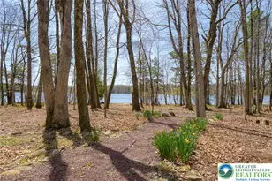 355 Bear Creek Lake Dr, Penn Forrest, PA 18229 - Photo 5
