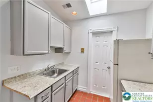 39 N 11th St, Allentown City, PA 18101 - Photo 15