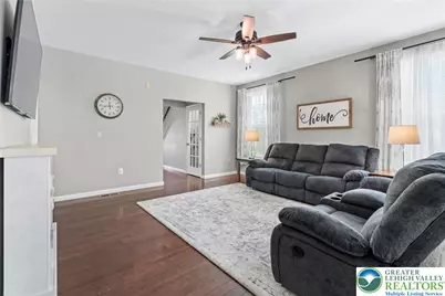 2352 Creekside Drive, Coplay Boro, PA 18037 - Photo 9