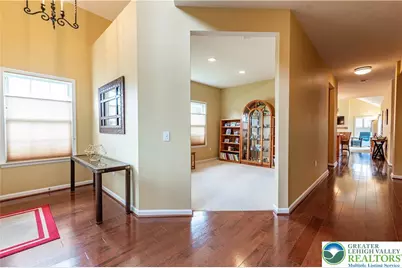 110 Moor Drive, Palmer Twp, PA 18045 - Photo 5