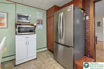 3228 S Front Street #3226, Whitehall Township, PA 18052 - Photo 9