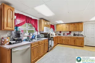 3044 Pennsylvania St, South Whitehall Township, PA 18104 - Photo 7