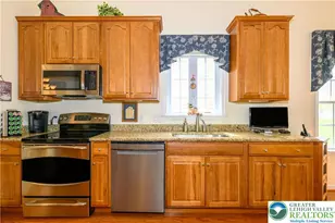 6515 Betsy Ross Cir, Bethlehem City, PA 18017 - Photo 5