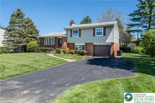 3552 Lord Byron Dr, Bethlehem City, PA 18017 - Photo 3
