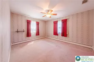 3552 Lord Byron Dr, Bethlehem City, PA 18017 - Photo 23