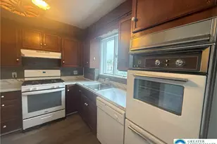 821 E 6th St, Bethlehem City, PA 18015 - Photo 3