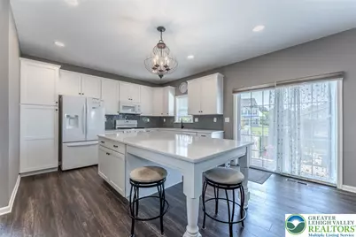 1034 Lisa Lane, Palmer Twp, PA 18045 - Photo 7