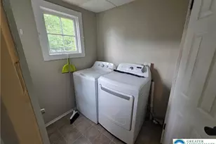 2710 Columbia St, Palmer Twp, PA 18045 - Photo 11