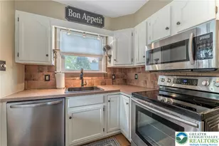 1918 Montgomery St, Bethlehem City, PA 18017 - Photo 3