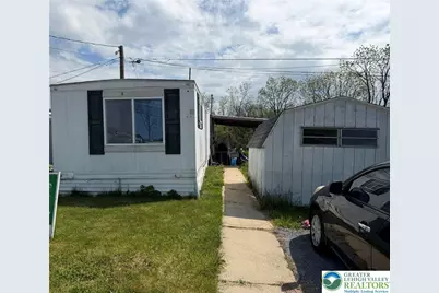 19 Roth Avenue, Longswamp, PA 19539 - Photo 1