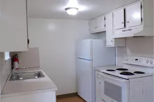 835 S 4th St, Allentown City, PA 18103 - Photo 5