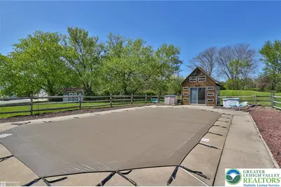 121 E Douglasville Road, Bushkill Twp, PA 18064 - Photo 43