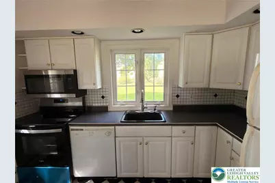 9751 Newtown Road #B, Upper Macungie Township, PA 18031 - Photo 7