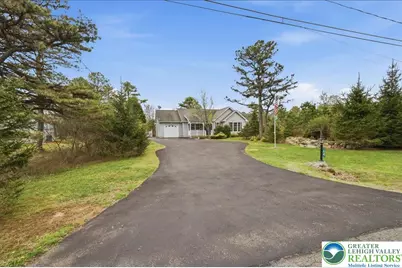 64 Robertson Road, Penn Forrest, PA 18229 - Photo 5