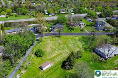 5612 Manor Road, North Whitehall Township, PA 18078 - Photo 7