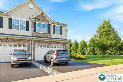 318 McNair Drive, Allen Township, PA 18067 - Photo 3