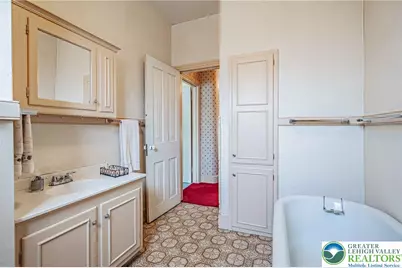 39 E Wall Street, Bethlehem, PA 18018 - Photo 33
