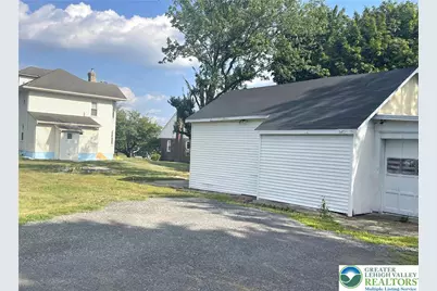 5148 N Pa Route 873 N #1, North Whitehall Township, PA 18078 - Photo 7