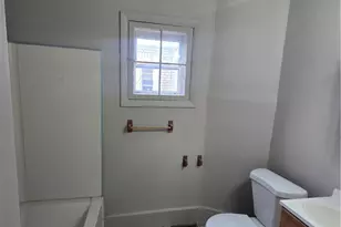 407 N 4th St, Allentown City, PA 18102 - Photo 9