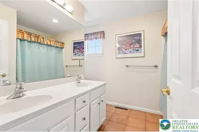 528 Parkside Court, Allentown City, PA 18104 - Photo 35