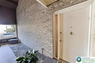 371 Carver Dr, Bethlehem City, PA 18017 - Photo 3