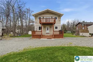 1117 Knollwood Dr, Coolbaugh Twp, PA 18466 - Photo 1