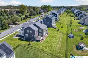 477 Newlins E, Forks, PA 18040 - Photo 55