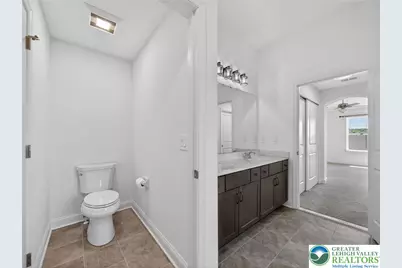 477 Newlins E, Forks Twp, PA 18040 - Photo 35