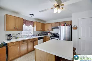 1273 Woodstock Dr, Chestnuthill Twp, PA 18353 - Photo 7