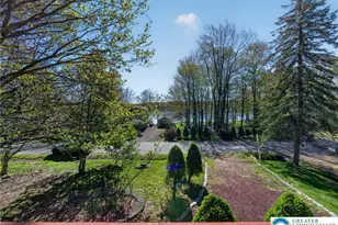 6060 Boardwalk Dr, Tobyhanna, PA 18466 - Photo 3