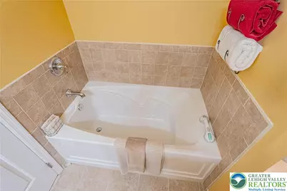2225 S Dauphin Street, Salisbury Township, PA 18103 - Photo 25