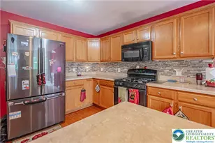 2225 S Dauphin St, Salisbury Township, PA 18103 - Photo 11