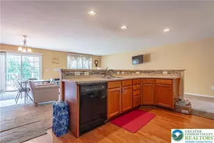 2225 S Dauphin St, Salisbury Township, PA 18103 - Photo 15