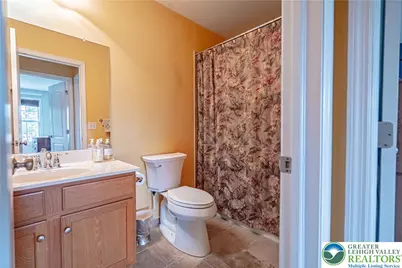 2225 S Dauphin Street, Salisbury Township, PA 18103 - Photo 29