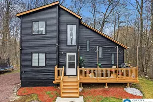 9196 Buttonwood Ct, Coolbaugh Twp, PA 18466 - Photo 3