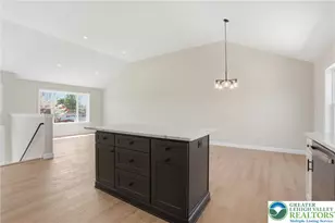 2905 Roosevelt St, Bethlehem Township, PA 18020 - Photo 11