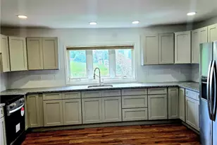 784 S 8th St, Allentown City, PA 18103 - Photo 3