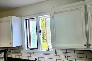 784 S 8th St, Allentown City, PA 18103 - Photo 5