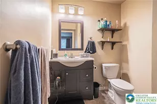 810 Briarwood Dr, Bethlehem Township, PA 18020 - Photo 15