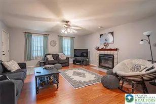 810 Briarwood Dr, Bethlehem Township, PA 18020 - Photo 5