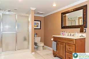 4450 Pond View Ct, Bethlehem Township, PA 18020 - Photo 33