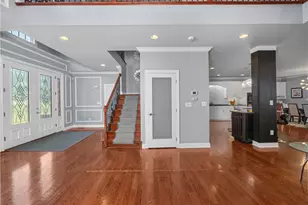 4450 Pond View Ct, Bethlehem Township, PA 18020 - Photo 9