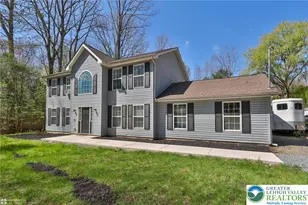 1143 Willow Creek Dr, Polk Twp, PA 18058 - Photo 3