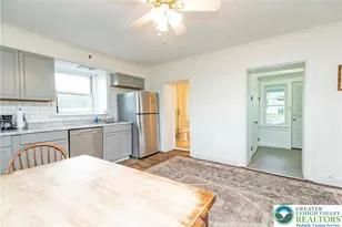 4493 Mt Pleasant Rd, Lower Mt Bethel Twp, PA 18013 - Photo 11