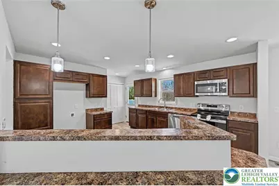 90 Oneida Trail, Penn Forrest, PA 18210 - Photo 17
