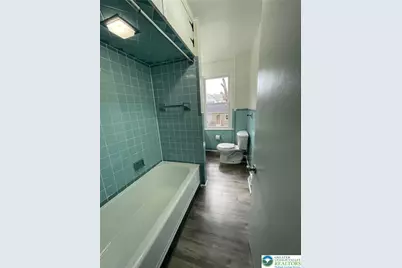 137 S 17th Street, Wilson Boro, PA 18042 - Photo 13